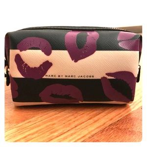 Marc Jacobs Zipper Pouch
